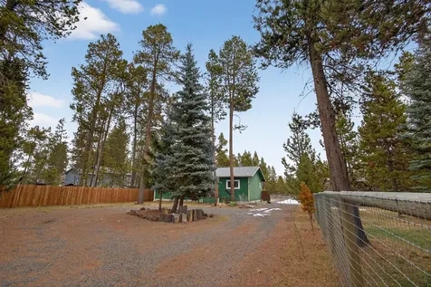 55762 Snow Goose Road Bend OR 97707