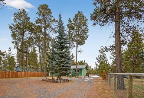55762 Snow Goose Road Bend OR 97707