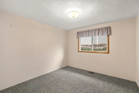 802 Brandon Street Central Point OR 97502