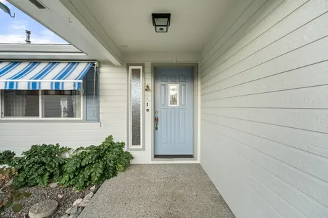 802 Brandon Street Central Point OR 97502