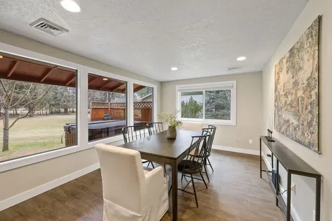 20380 Tailblock Road Bend OR 97702