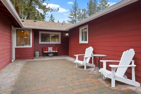 20380 Tailblock Road Bend OR 97702