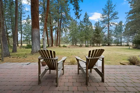 20380 Tailblock Road Bend OR 97702