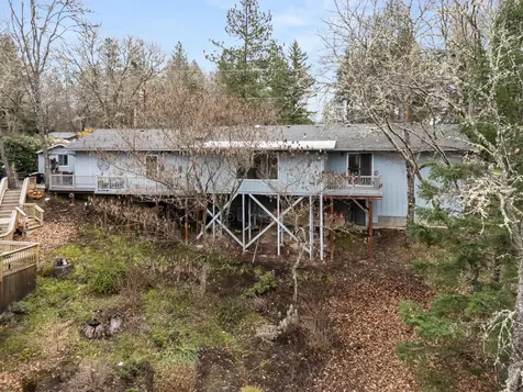 262 Lathrop Lane Grants Pass OR 97526