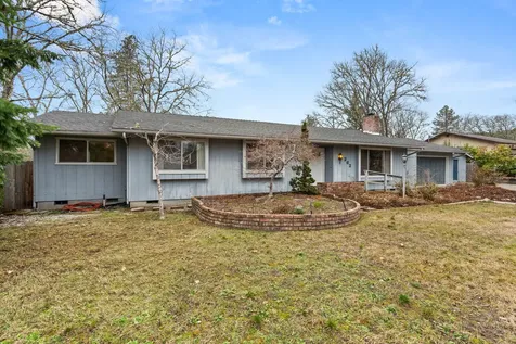 262 Lathrop Lane Grants Pass OR 97526