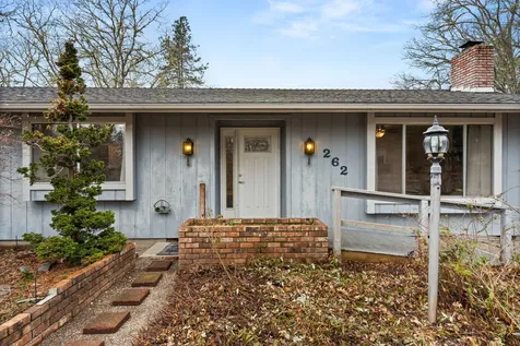 262 Lathrop Lane Grants Pass OR 97526