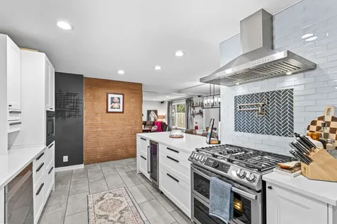 1537 Yucca Street Medford OR 97504