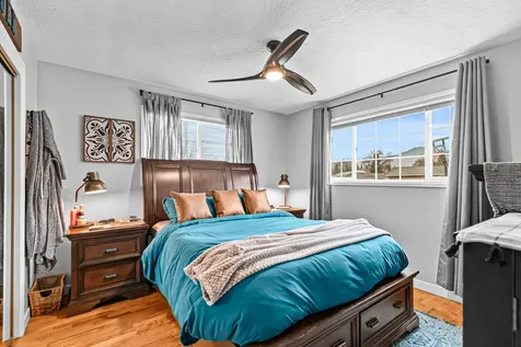 1537 Yucca Street Medford OR 97504