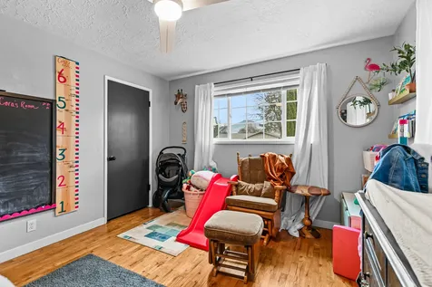 1537 Yucca Street Medford OR 97504