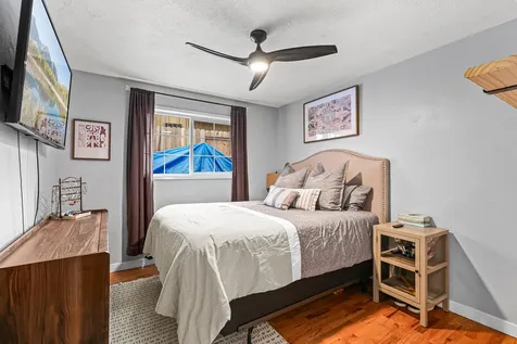 1537 Yucca Street Medford OR 97504