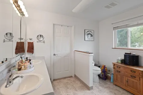 377 Fir Point Lane Glendale OR 97442