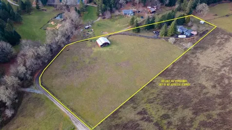 377 Fir Point Lane Glendale OR 97442
