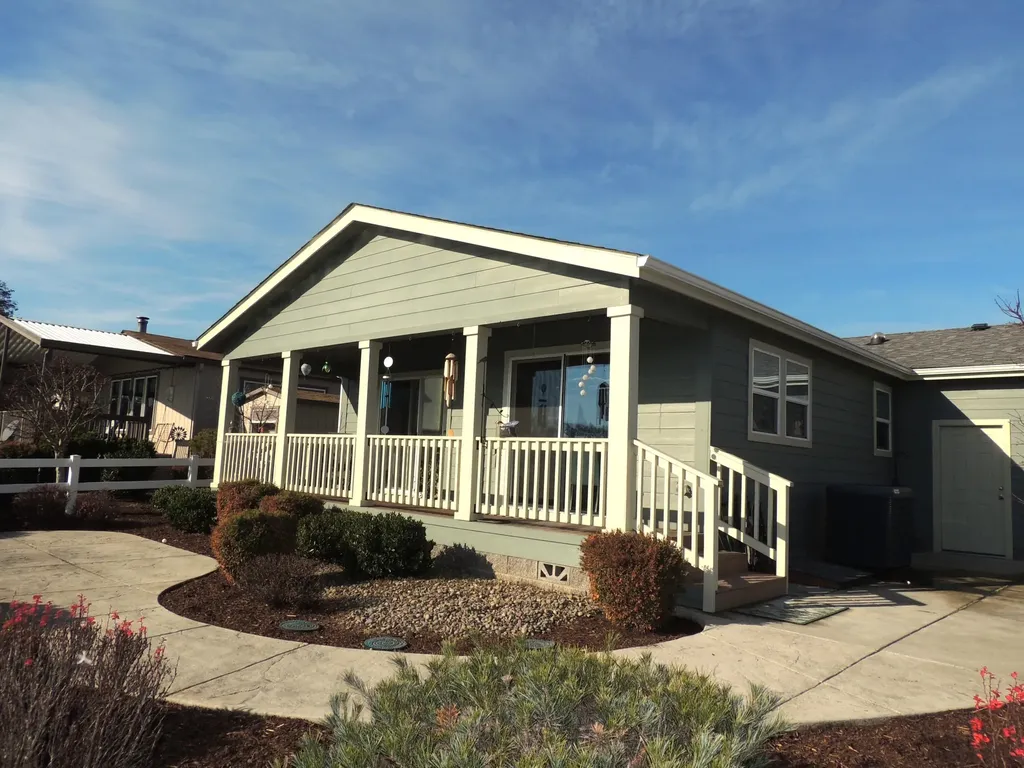 303 Kingsley Drive Grants Pass OR 97526