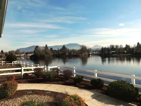 303 Kingsley Drive Grants Pass OR 97526