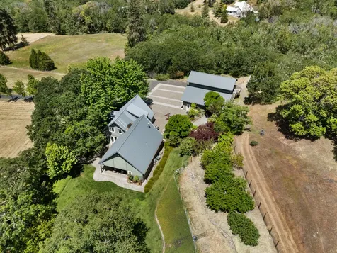 925 Galls Creek Road Gold Hill OR 97525