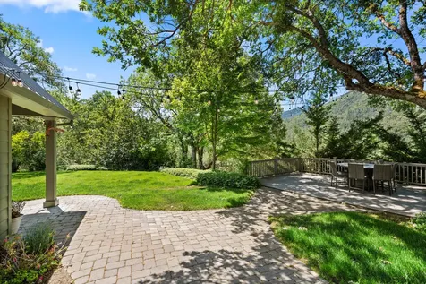 925 Galls Creek Road Gold Hill OR 97525