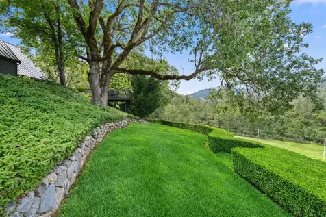 925 Galls Creek Road Gold Hill OR 97525