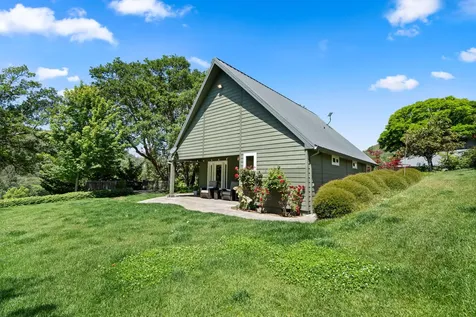 925 Galls Creek Road Gold Hill OR 97525
