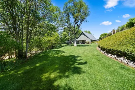 925 Galls Creek Road Gold Hill OR 97525