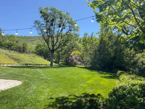 925 Galls Creek Road Gold Hill OR 97525
