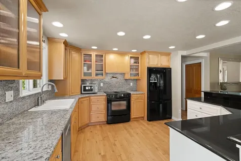 925 Galls Creek Road Gold Hill OR 97525