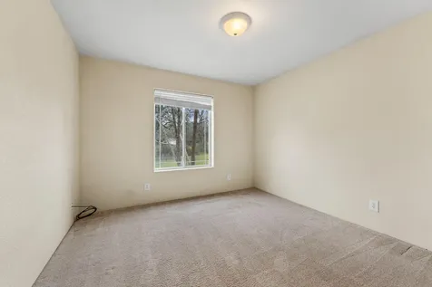 1910 Carton Way Grants Pass OR 97526