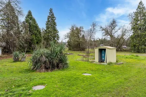 1910 Carton Way Grants Pass OR 97526
