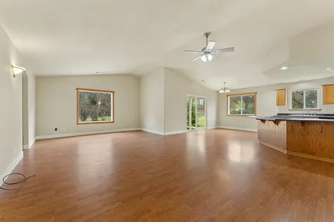 1910 Carton Way Grants Pass OR 97526