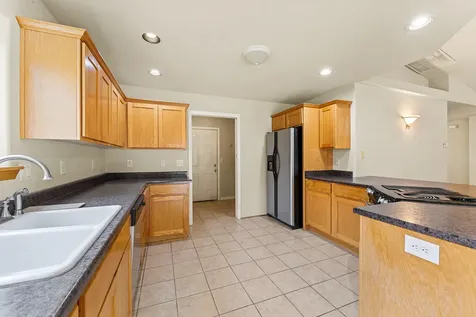 1910 Carton Way Grants Pass OR 97526