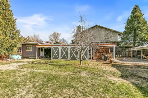 3065 Griffin Creek Road Medford OR 97501
