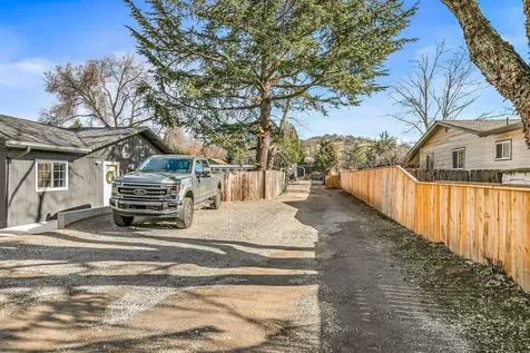 3065 Griffin Creek Road Medford OR 97501