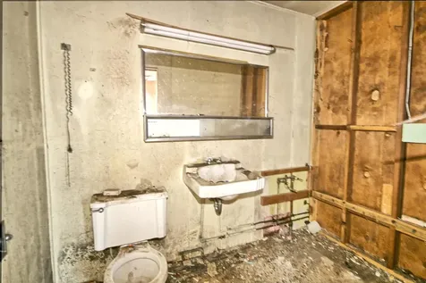 5000 Thompson Creek Road Applegate OR 97530