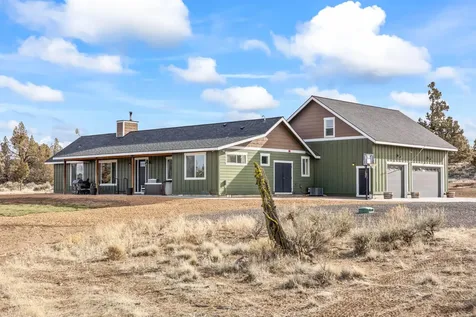 18385 SW Mount Adams Loop Powell Butte OR 97753
