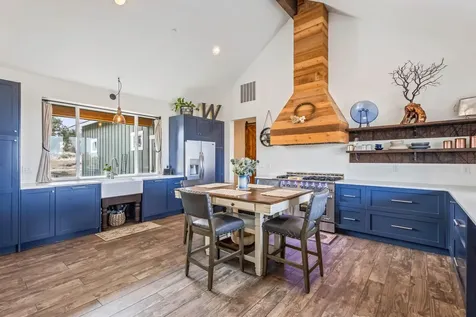 18385 SW Mount Adams Loop Powell Butte OR 97753