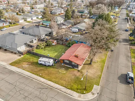 348 N 6th Street Central Point OR 97502