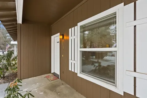 61182 Larkspur Loop Bend OR 97702