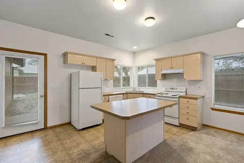 61182 Larkspur Loop Bend OR 97702