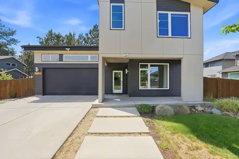 61547 SE Lincoln Lane Bend OR 97702