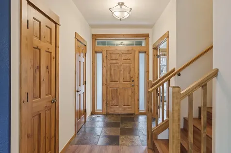 60813 Scotts Bluff Place Bend OR 97702