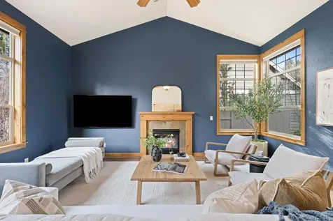 60813 Scotts Bluff Place Bend OR 97702