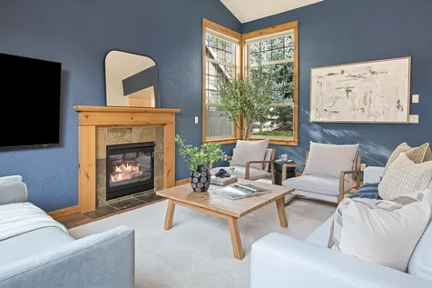60813 Scotts Bluff Place Bend OR 97702