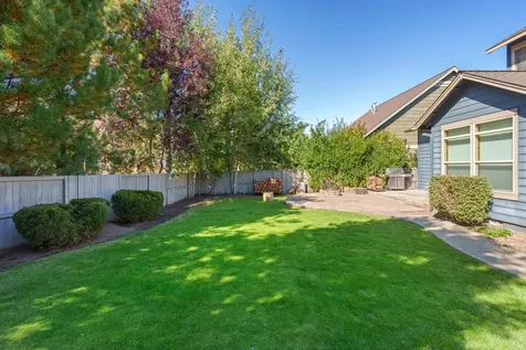 60813 Scotts Bluff Place Bend OR 97702