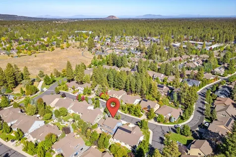 60813 Scotts Bluff Place Bend OR 97702