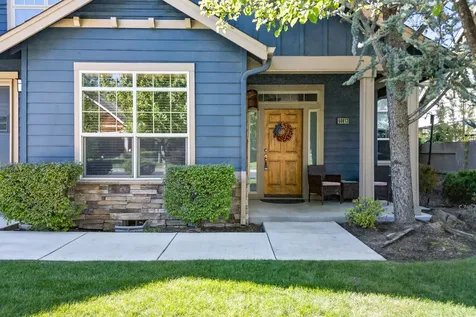 60813 Scotts Bluff Place Bend OR 97702