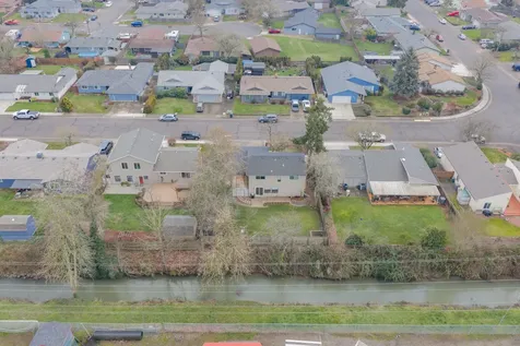 2337 40th Avenue SE Albany OR 97322