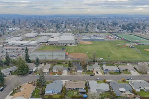 2337 40th Avenue SE Albany OR 97322