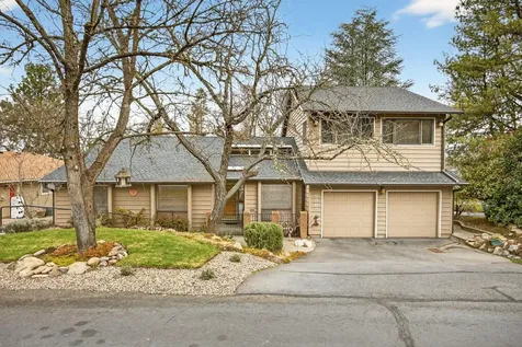 2585 Freedom Way Medford OR 97504