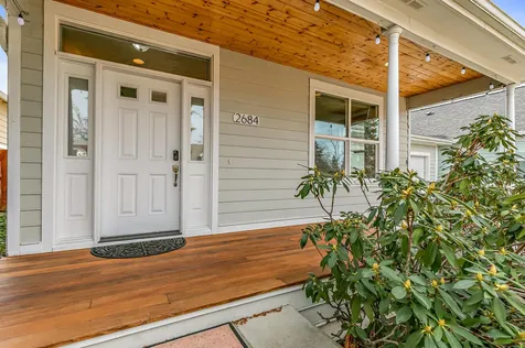 2684 Clay Creek Way Ashland OR 97520