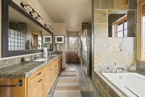 1838 NW Wild Rye Circle Bend OR 97703
