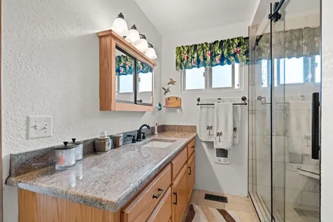 3201 Helms Road Grants Pass OR 97527